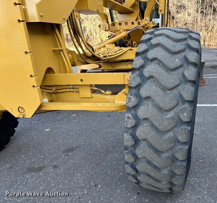 image for item DL7874 2007 Caterpillar 140H VHP Plus motor grader