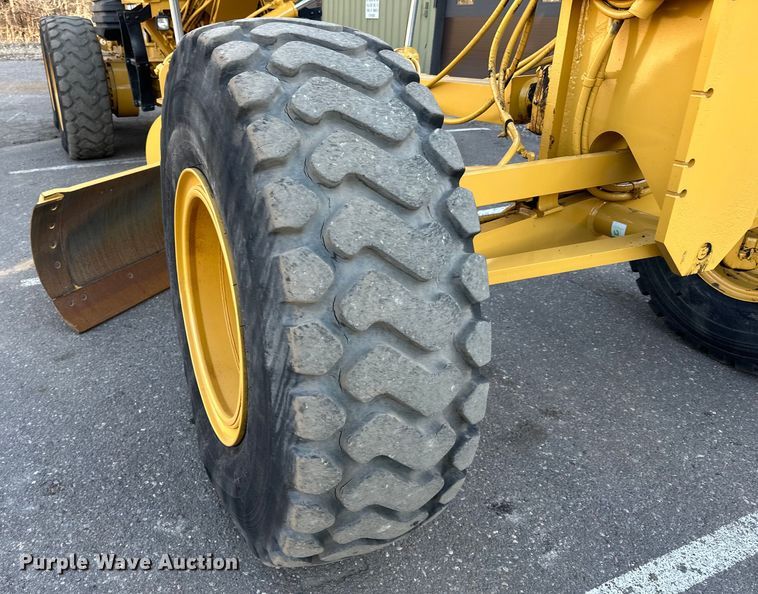 image for item DL7874 2007 Caterpillar 140H VHP Plus motor grader