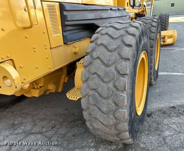 image for item DL7874 2007 Caterpillar 140H VHP Plus motor grader