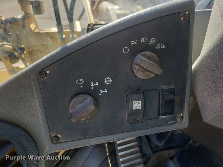 image for item DL7875 2005 Caterpillar 938G Series II wheel loader