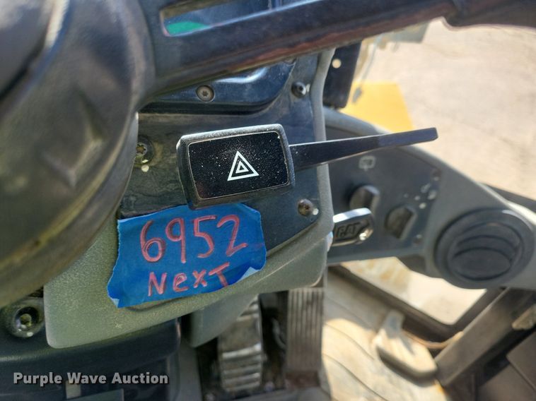 image for item DL7875 2005 Caterpillar 938G Series II wheel loader