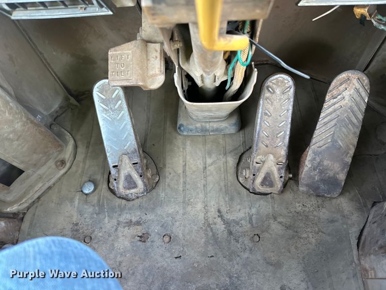 image for item DL7876 1988 Caterpillar 936E wheel loader