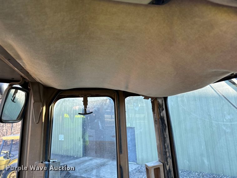 image for item DL7876 1988 Caterpillar 936E wheel loader