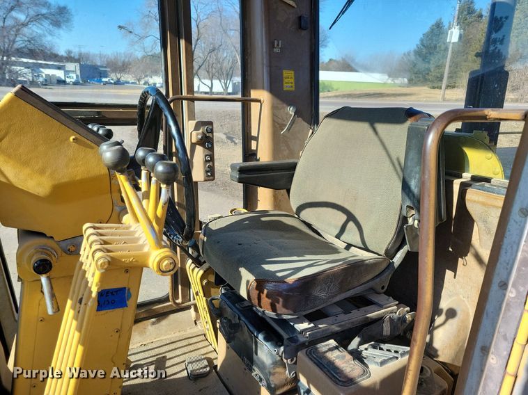 image for item DL7877 1994 Caterpillar 140G motor grader