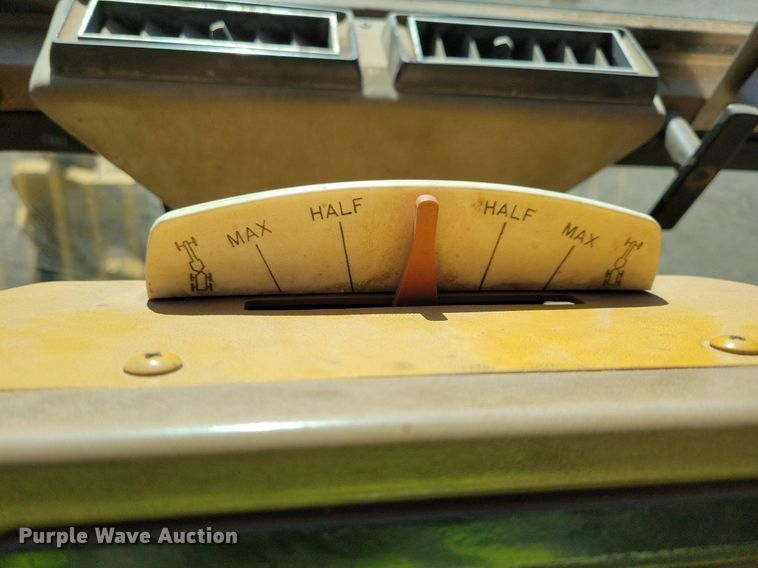 image for item DL7877 1994 Caterpillar 140G motor grader