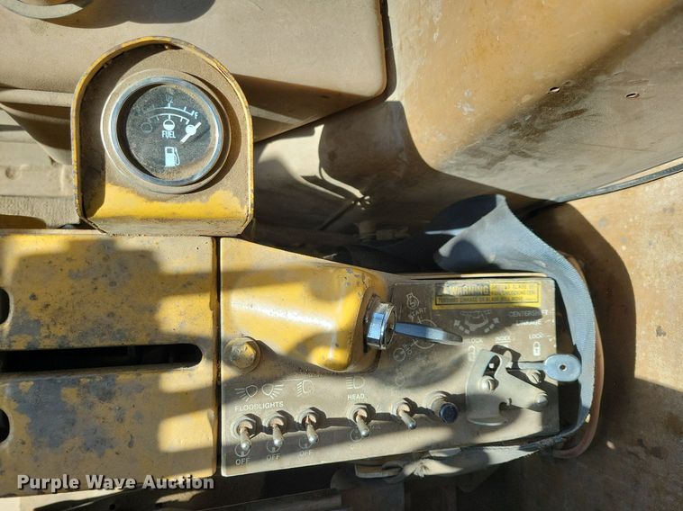 image for item DL7877 1994 Caterpillar 140G motor grader