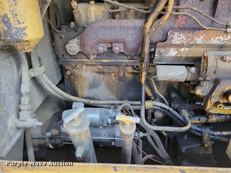 image for item DL7877 1994 Caterpillar 140G motor grader