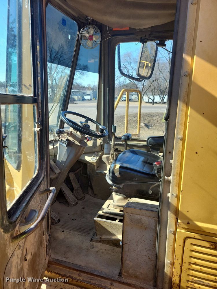 image for item DL7878 1984 Caterpillar 966D wheel loader