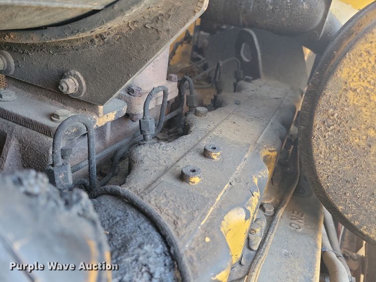 image for item DL7878 1984 Caterpillar 966D wheel loader