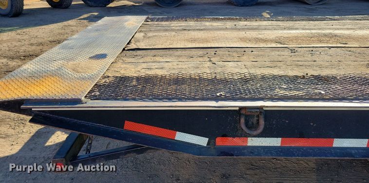 image for item DL7879 2012 Felling FT-40-2T equipment trailer