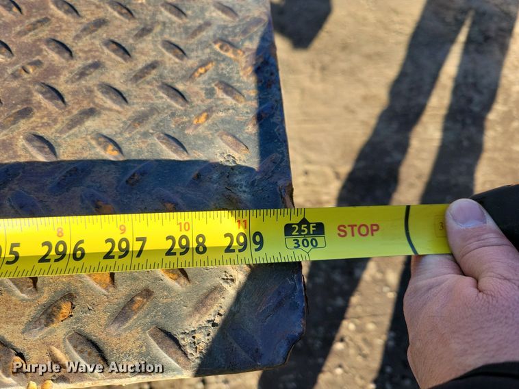 image for item DL7879 2012 Felling FT-40-2T equipment trailer