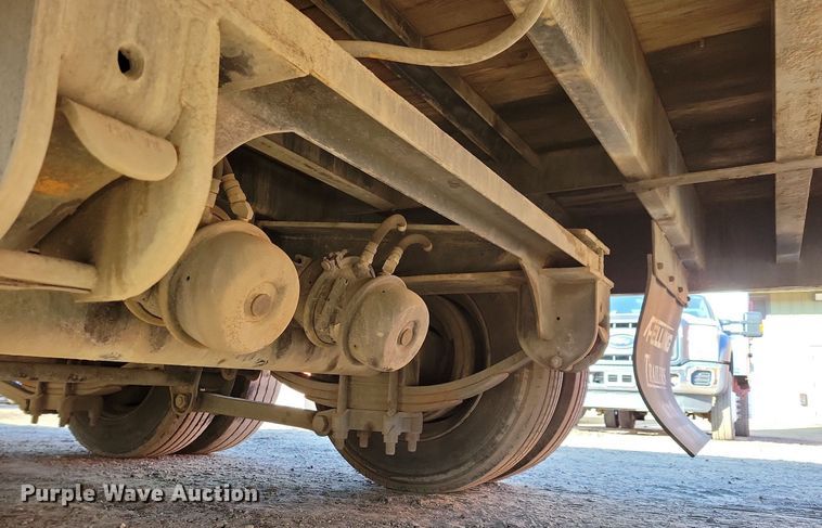 image for item DL7879 2012 Felling FT-40-2T equipment trailer