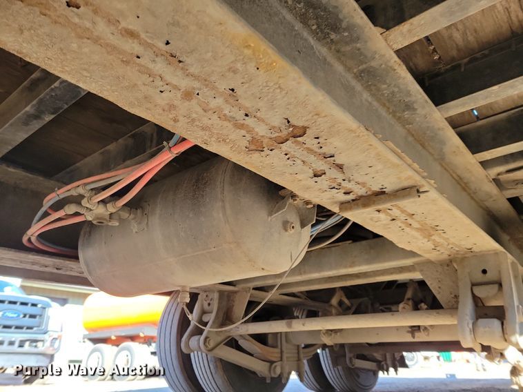 image for item DL7879 2012 Felling FT-40-2T equipment trailer