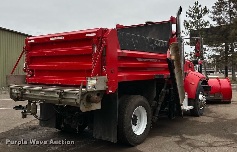 image for item DL7880 2005 Peterbilt  335 dump truck