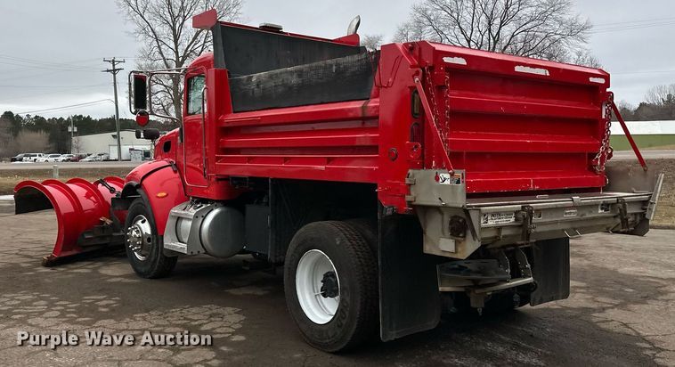 image for item DL7880 2005 Peterbilt  335 dump truck