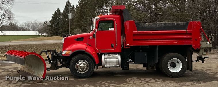 image for item DL7880 2005 Peterbilt  335 dump truck