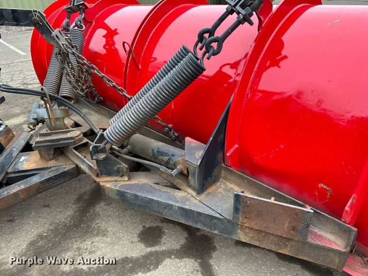 image for item DL7880 2005 Peterbilt  335 dump truck