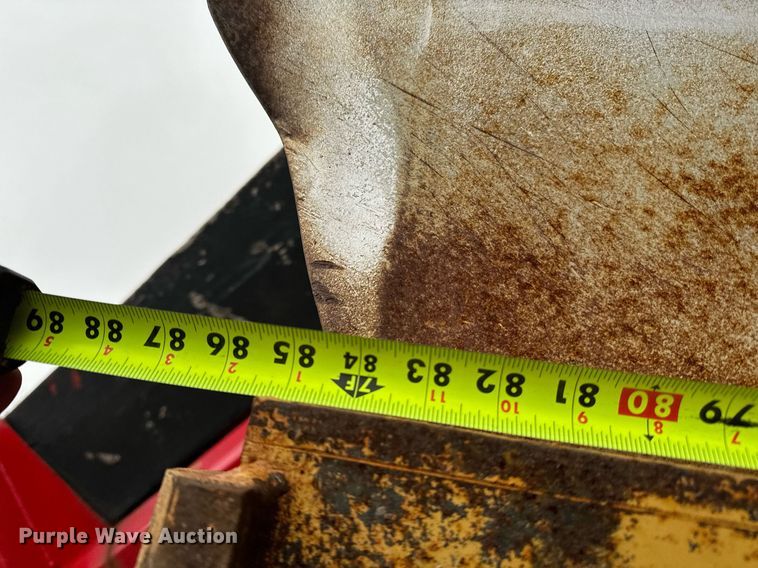 image for item DL7880 2005 Peterbilt  335 dump truck