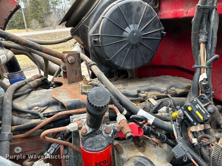 image for item DL7880 2005 Peterbilt  335 dump truck