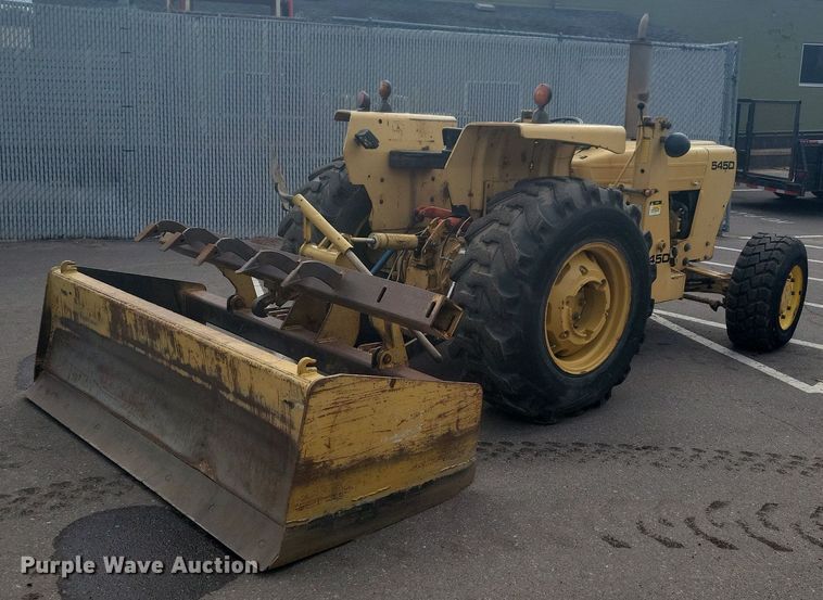 image for item DL7881 1995 New Holland 545D landscape tractor