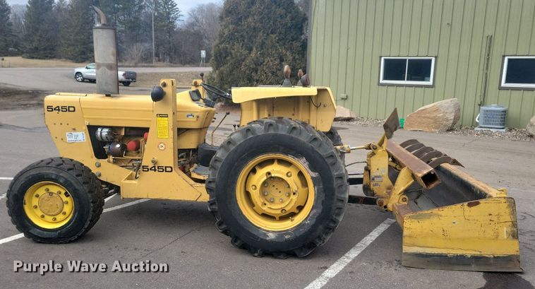 image for item DL7881 1995 New Holland 545D landscape tractor