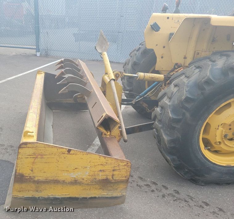 image for item DL7881 1995 New Holland 545D landscape tractor