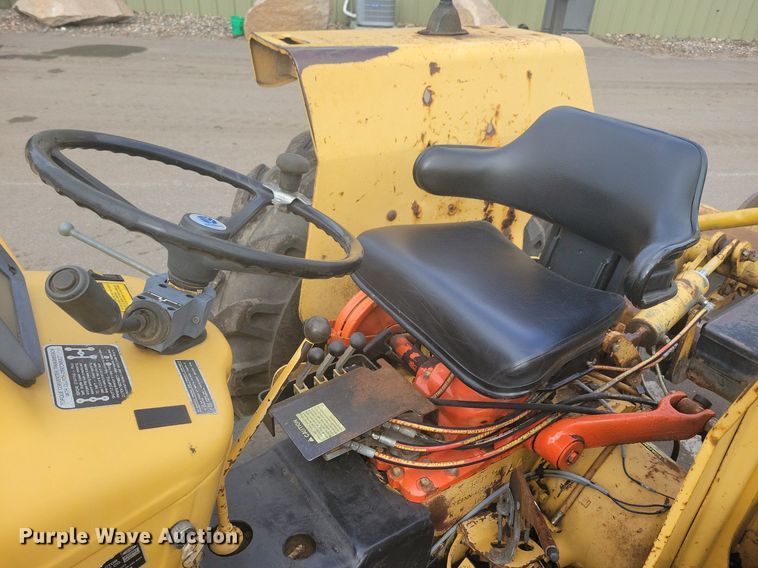 image for item DL7881 1995 New Holland 545D landscape tractor