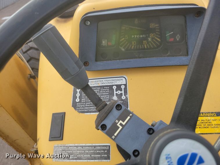 image for item DL7881 1995 New Holland 545D landscape tractor