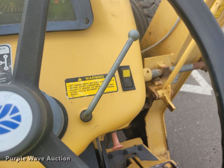 image for item DL7881 1995 New Holland 545D landscape tractor