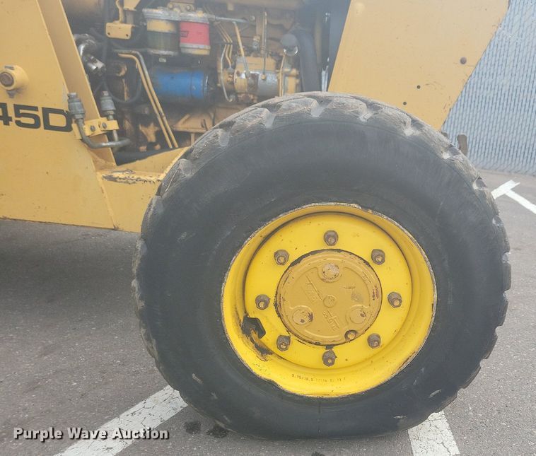 image for item DL7881 1995 New Holland 545D landscape tractor