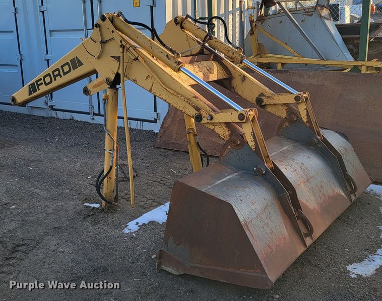 image for item DL7881 1995 New Holland 545D landscape tractor