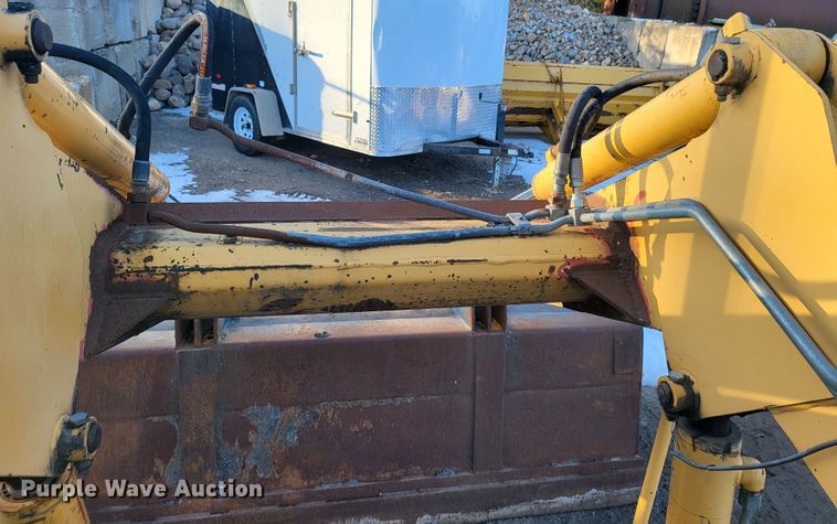 image for item DL7881 1995 New Holland 545D landscape tractor