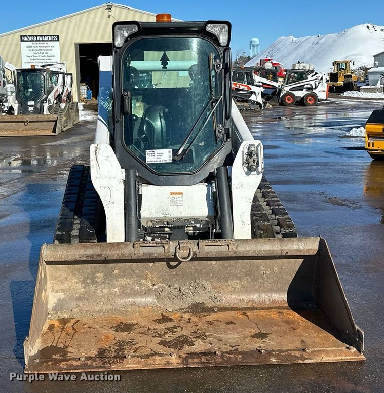 image for item DL7882 2019 Bobcat T650 tracked skid steer loader