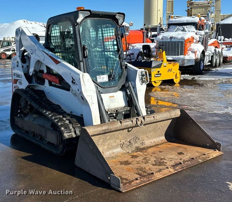 image for item DL7882 2019 Bobcat T650 tracked skid steer loader