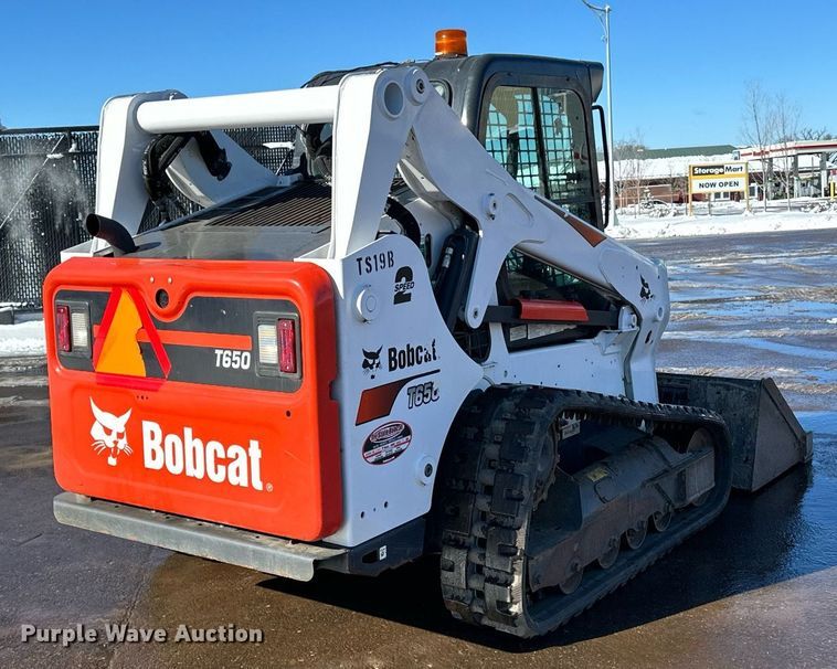 image for item DL7882 2019 Bobcat T650 tracked skid steer loader