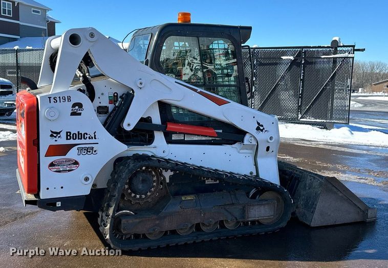 image for item DL7882 2019 Bobcat T650 tracked skid steer loader