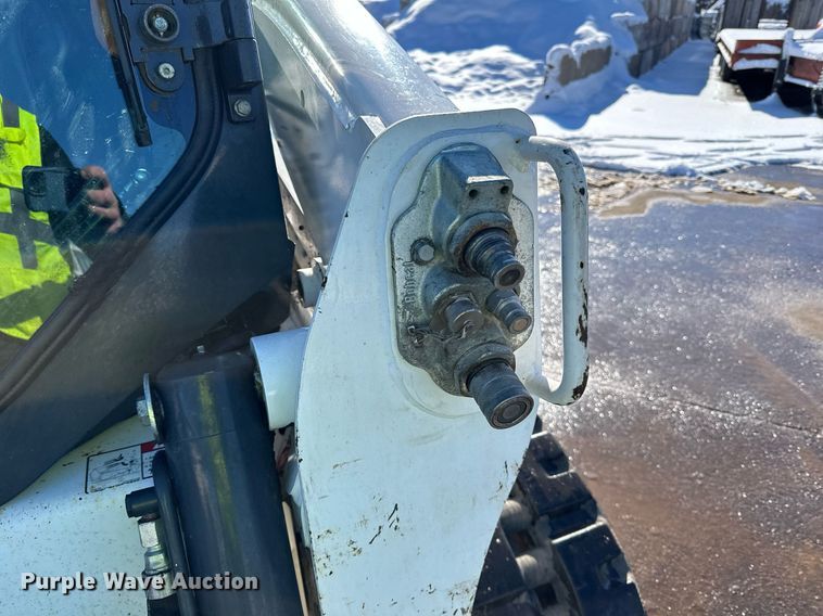 image for item DL7882 2019 Bobcat T650 tracked skid steer loader