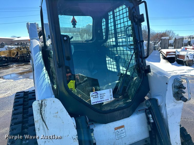 image for item DL7882 2019 Bobcat T650 tracked skid steer loader