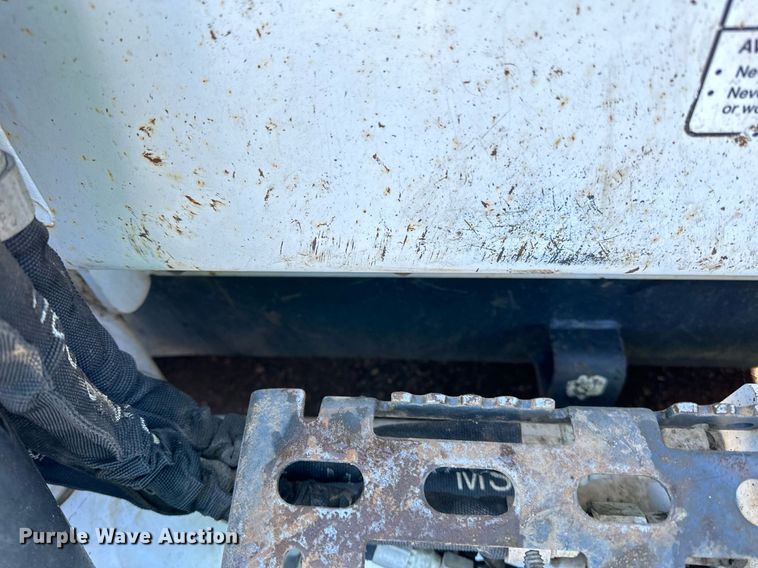 image for item DL7882 2019 Bobcat T650 tracked skid steer loader