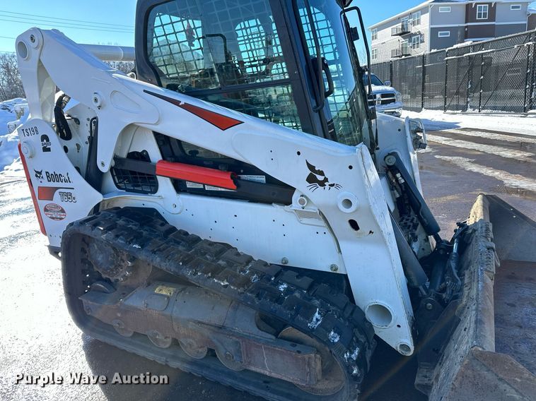 image for item DL7882 2019 Bobcat T650 tracked skid steer loader