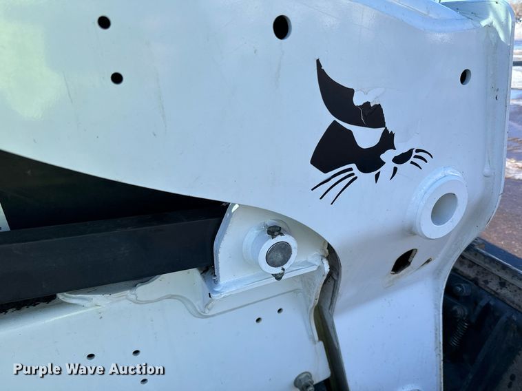image for item DL7882 2019 Bobcat T650 tracked skid steer loader