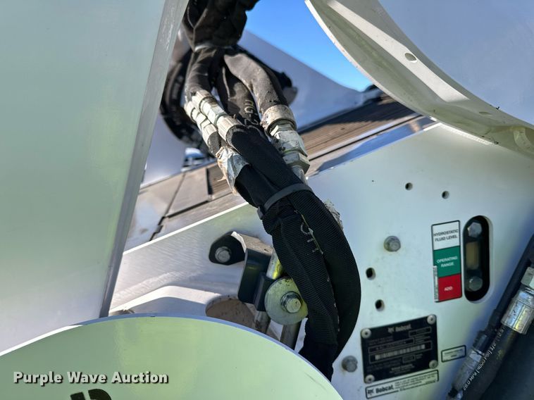 image for item DL7882 2019 Bobcat T650 tracked skid steer loader