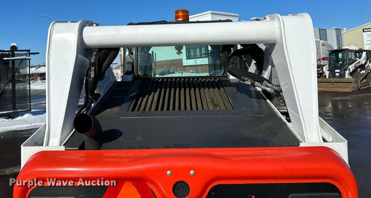 image for item DL7882 2019 Bobcat T650 tracked skid steer loader