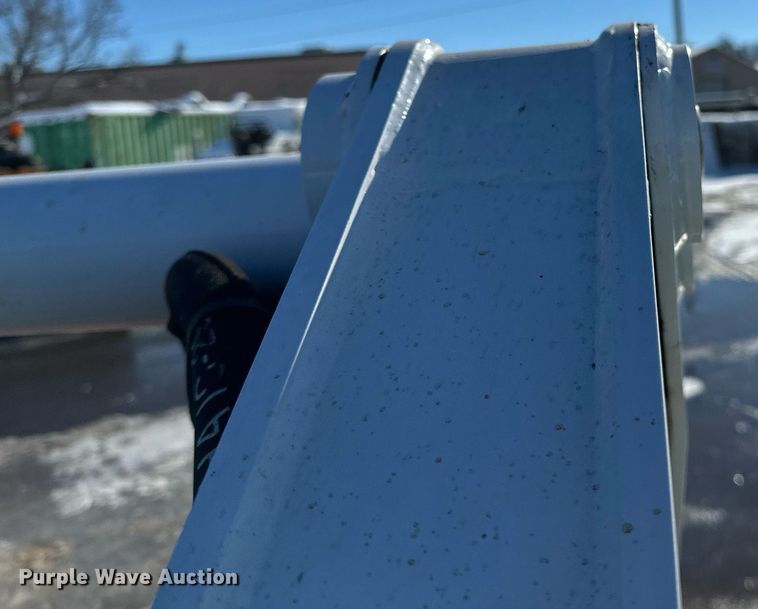 image for item DL7882 2019 Bobcat T650 tracked skid steer loader