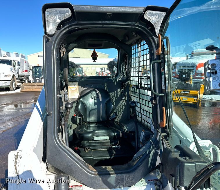 image for item DL7882 2019 Bobcat T650 tracked skid steer loader