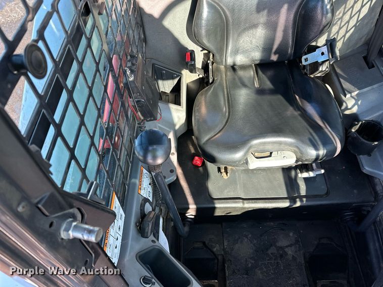 image for item DL7882 2019 Bobcat T650 tracked skid steer loader