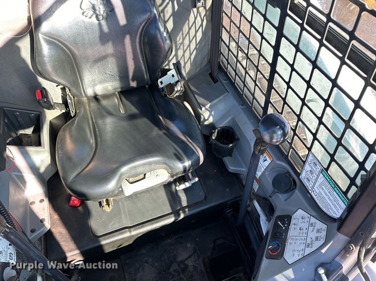 image for item DL7882 2019 Bobcat T650 tracked skid steer loader