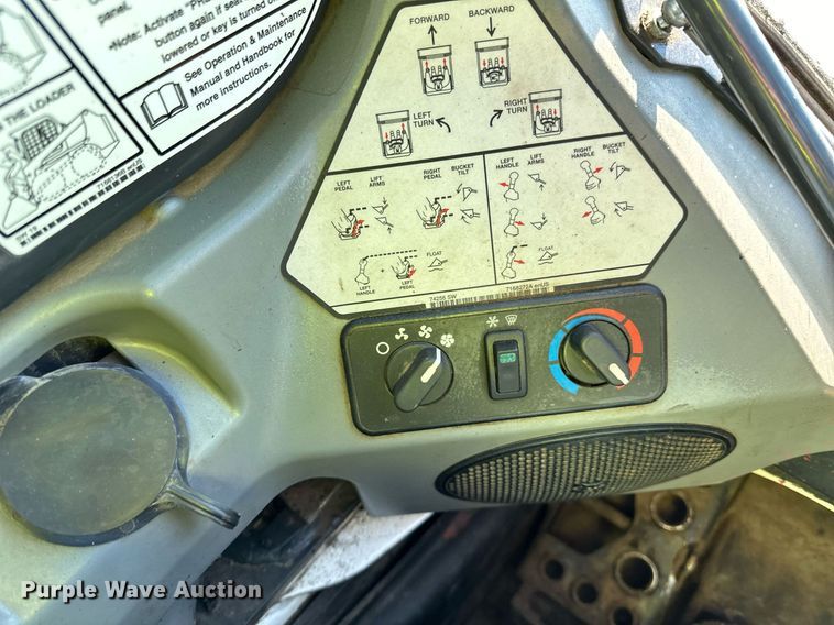 image for item DL7882 2019 Bobcat T650 tracked skid steer loader