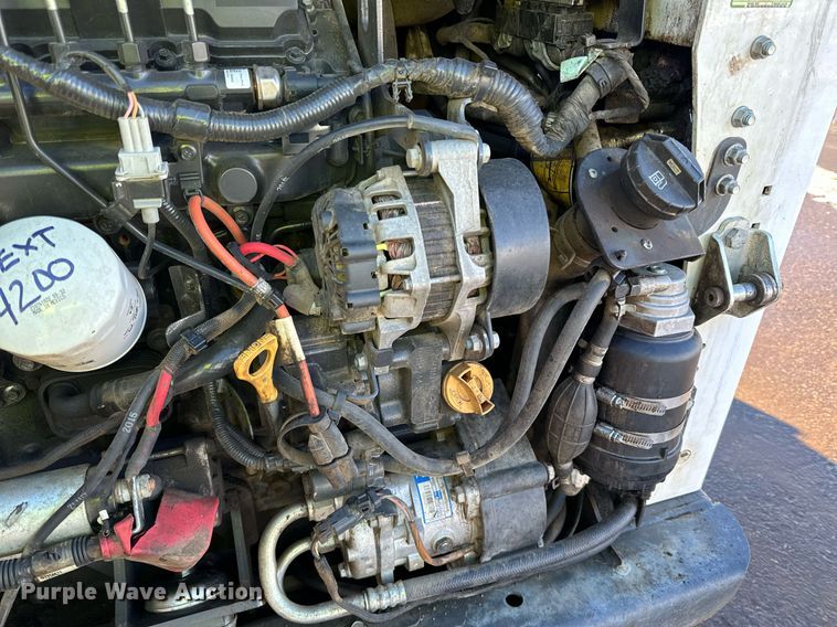 image for item DL7882 2019 Bobcat T650 tracked skid steer loader