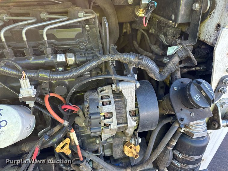 image for item DL7882 2019 Bobcat T650 tracked skid steer loader